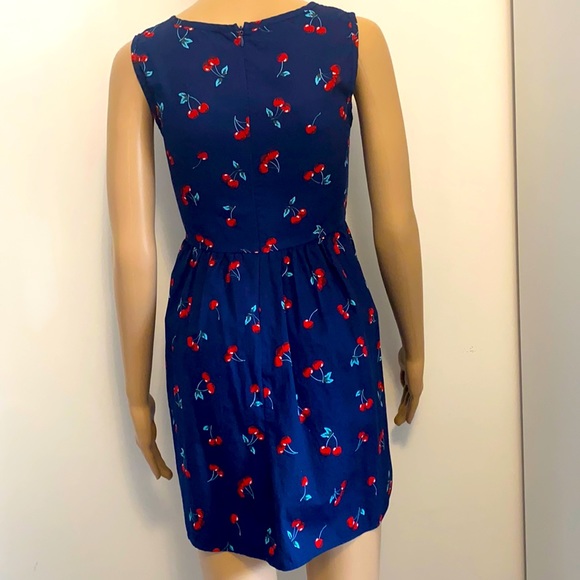 Mini dress - Picture 3 of 4